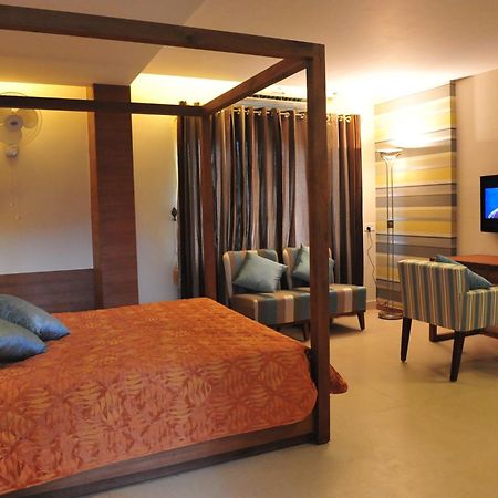 Haritagiri Otel Kalpatta Dış mekan fotoğraf