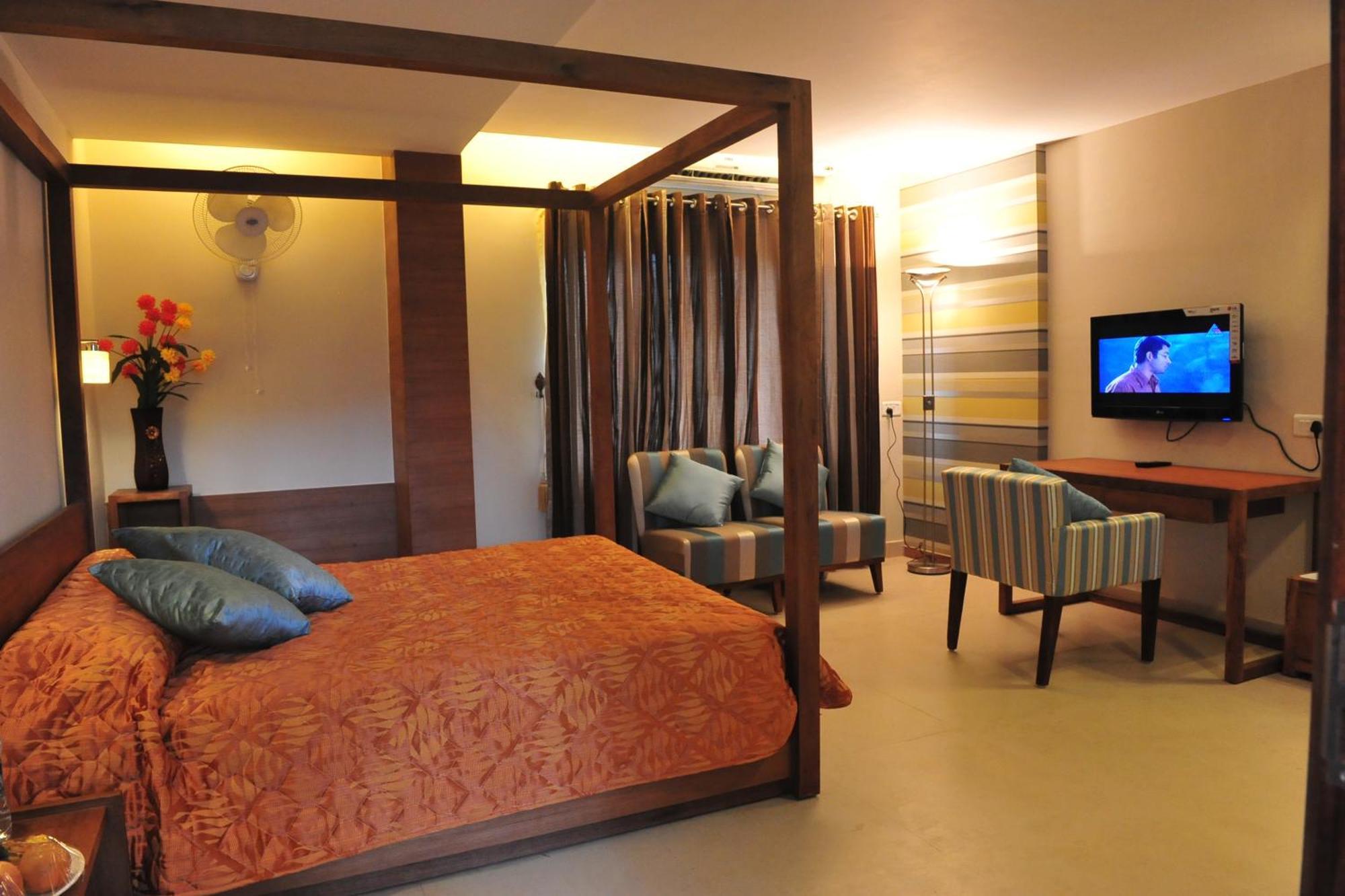 Haritagiri Otel Kalpatta Dış mekan fotoğraf