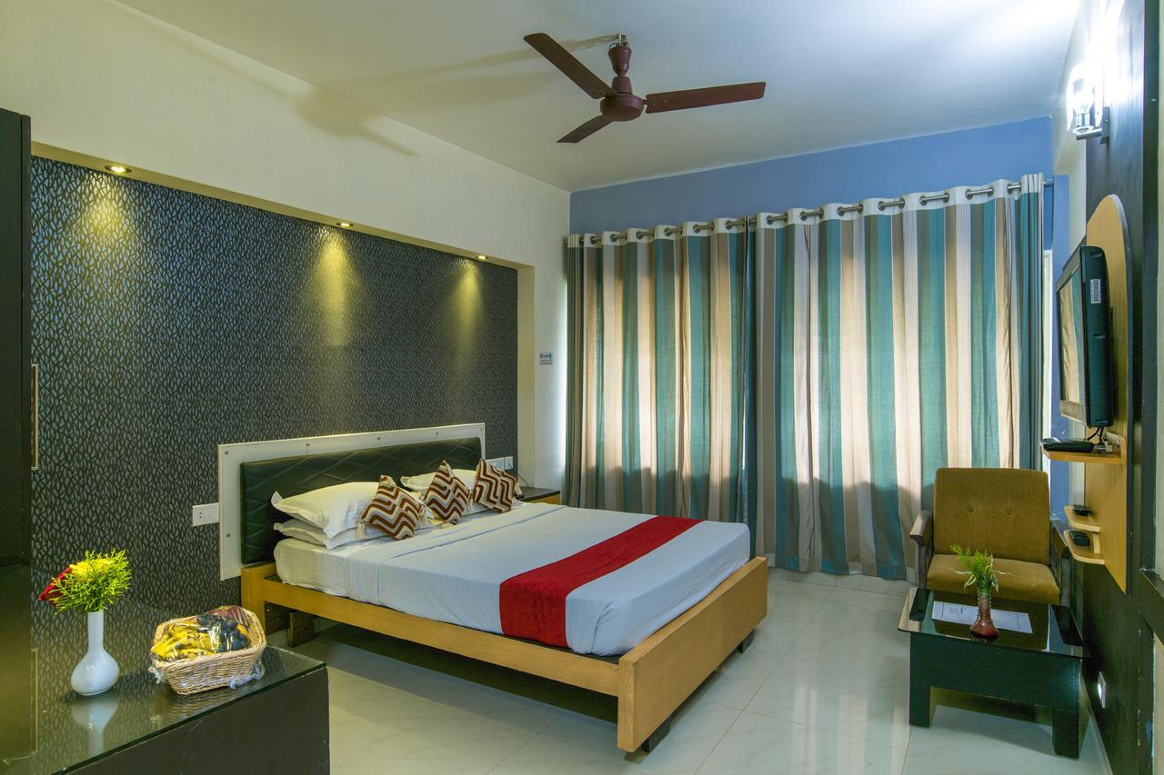 Haritagiri Otel Kalpatta Dış mekan fotoğraf