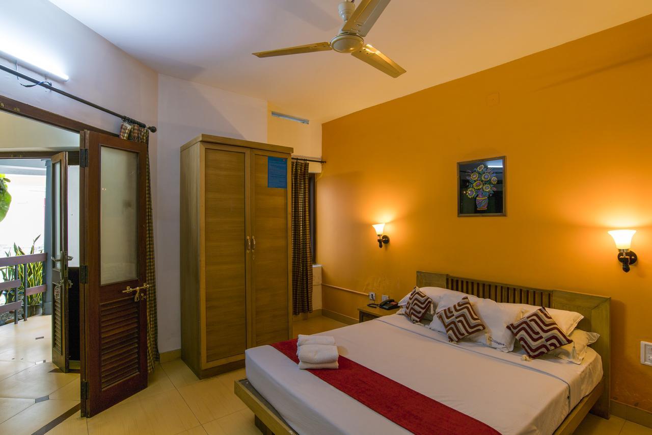 Haritagiri Otel Kalpatta Dış mekan fotoğraf
