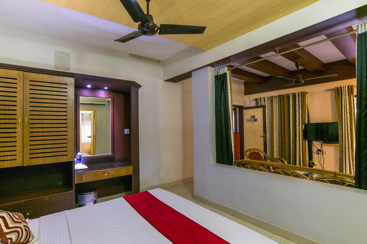 Haritagiri Otel Kalpatta Dış mekan fotoğraf