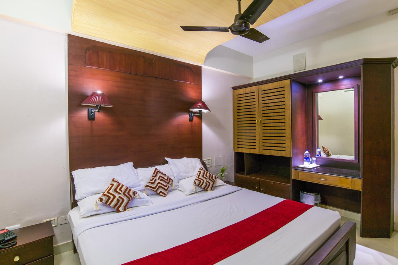 Haritagiri Otel Kalpatta Dış mekan fotoğraf