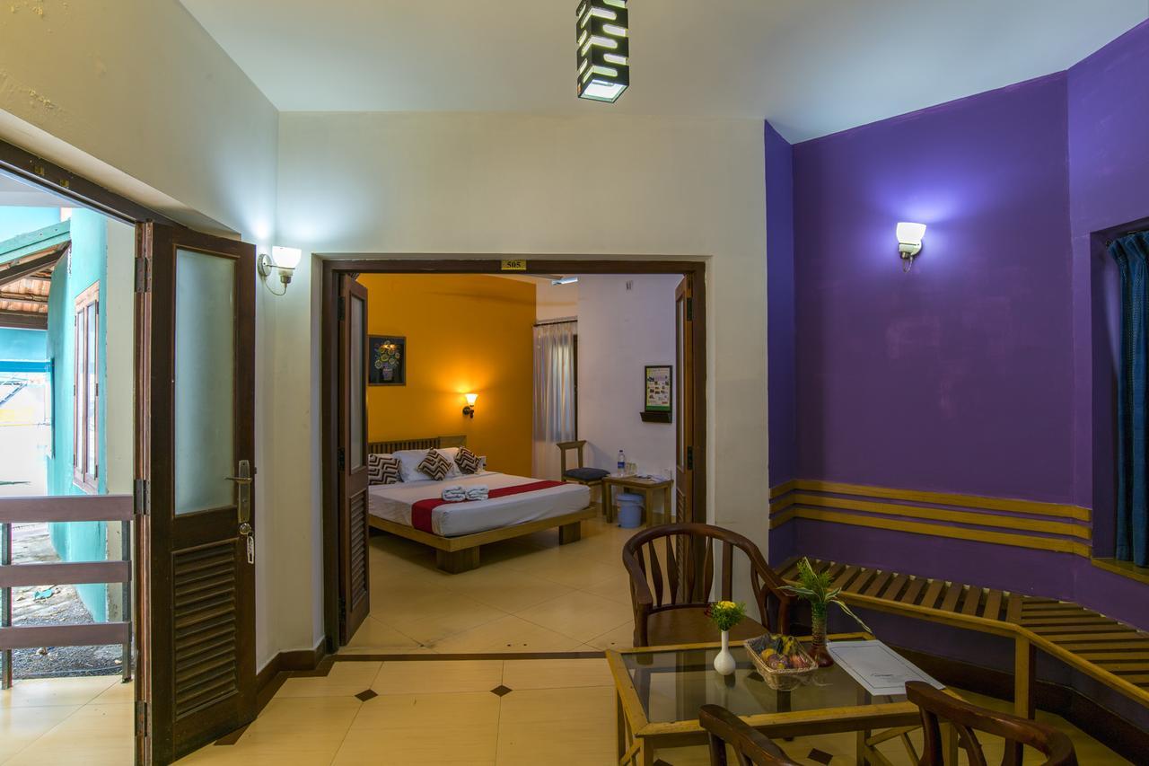 Haritagiri Otel Kalpatta Dış mekan fotoğraf