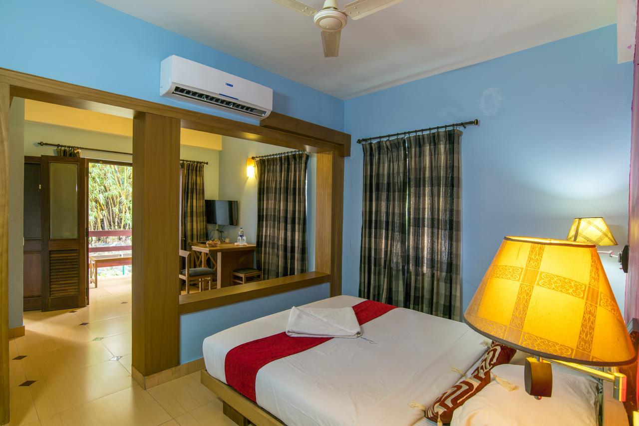 Haritagiri Otel Kalpatta Dış mekan fotoğraf
