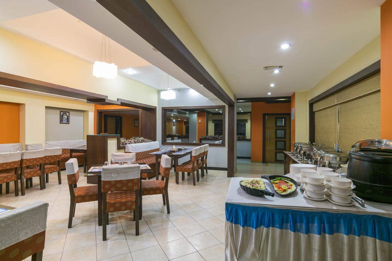 Haritagiri Otel Kalpatta Dış mekan fotoğraf